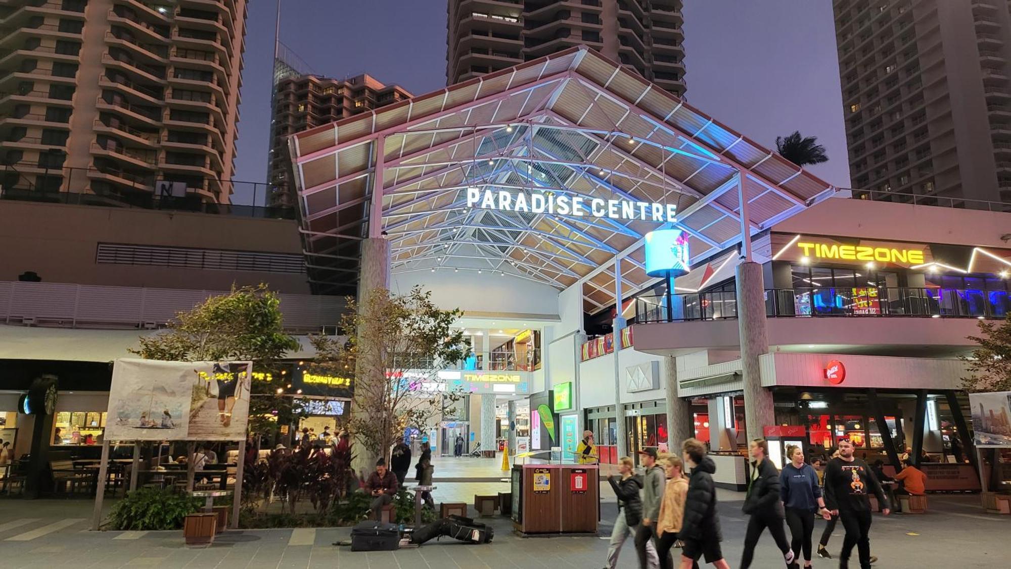 Beachside Apartment In The Heart Of Surfers Paradise - Free Parking Голд-Кост Экстерьер фото